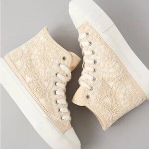 💛 AE Crochet Platform High-Top Sneaker NEW S006